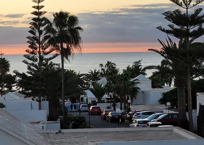 Daire Casahost Bastian Boutique Ii Seaview Costa Teguise