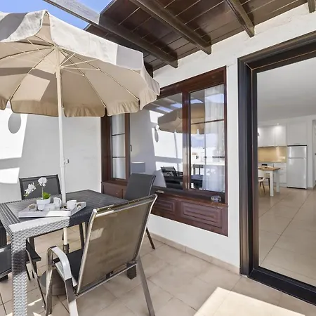 Casahost Bastian Boutique Ii Seaview Apartamento Costa Teguise