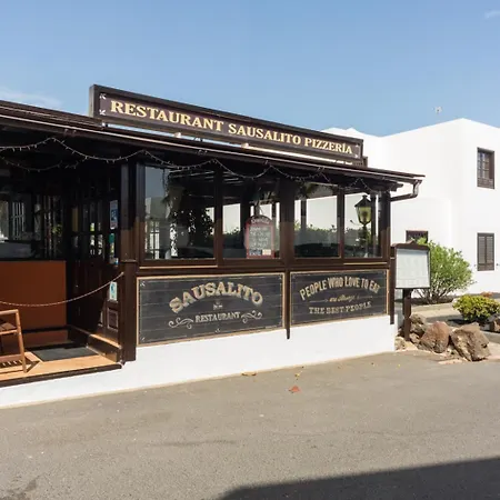 Casahost Bastian Boutique Ii Seaview 科斯塔特吉塞
