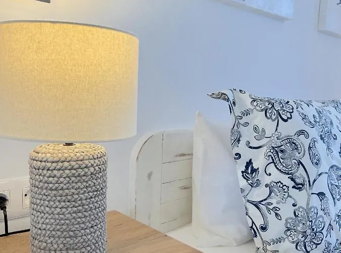 Casahost Bastian Boutique Ii Seaview *