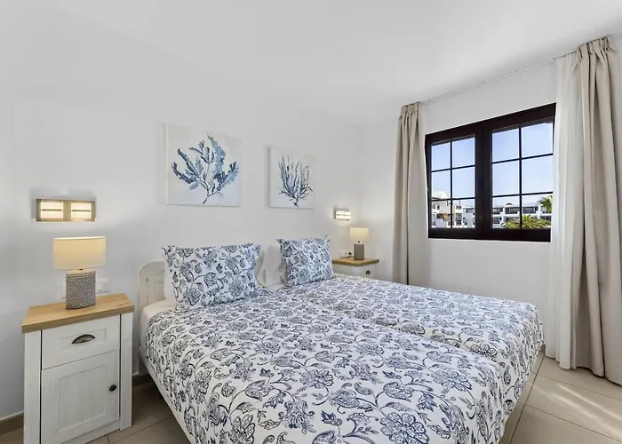 Casahost Bastian Boutique Ii Seaview * Costa Teguise
